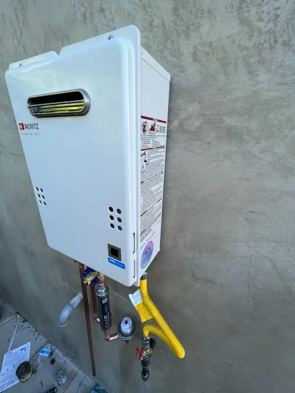 Tankless water heater installation for Orlovista homes